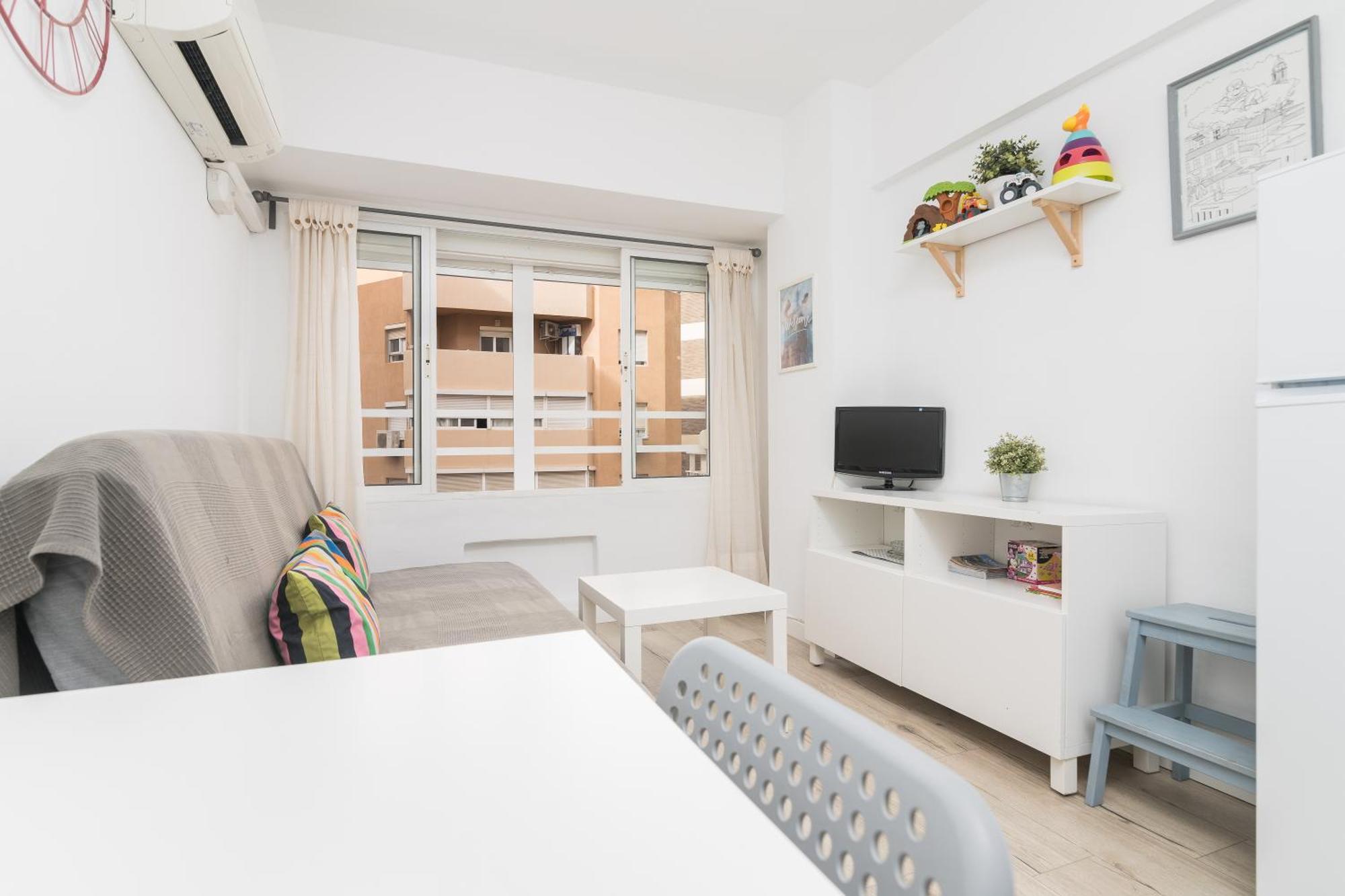 Suite Homes Malagueta Beach Малага Экстерьер фото